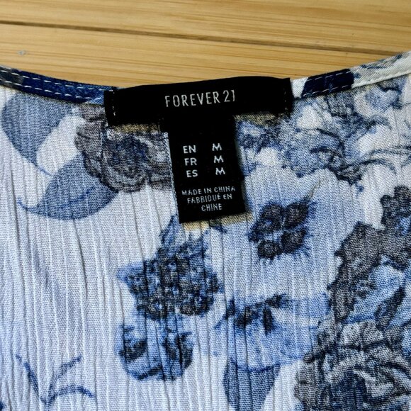 Floral Print Front Tie Cut Out Romper - Picture 9 of 9